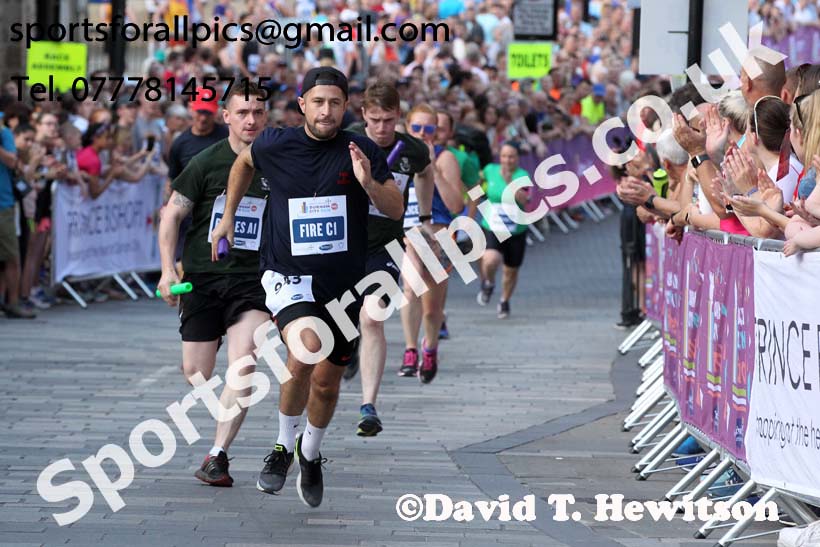 Durham Services Relay, Durham City Run 5k and 10k. Photo: David T. Hewitson/Sports for All Pics